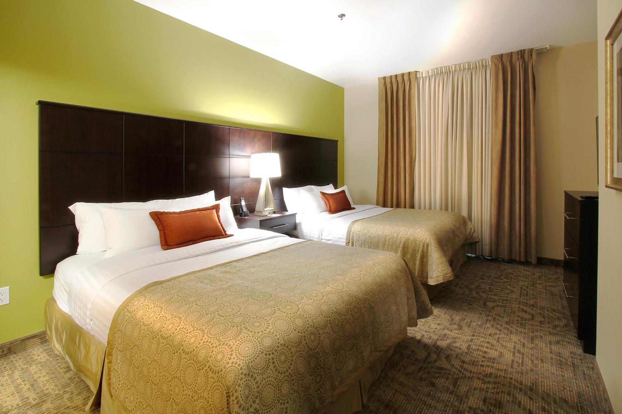 สเตย์บริดจ์ สวีท ชิอัวอัว Hotel ชิฮวาฮวา ภายนอก รูปภาพ